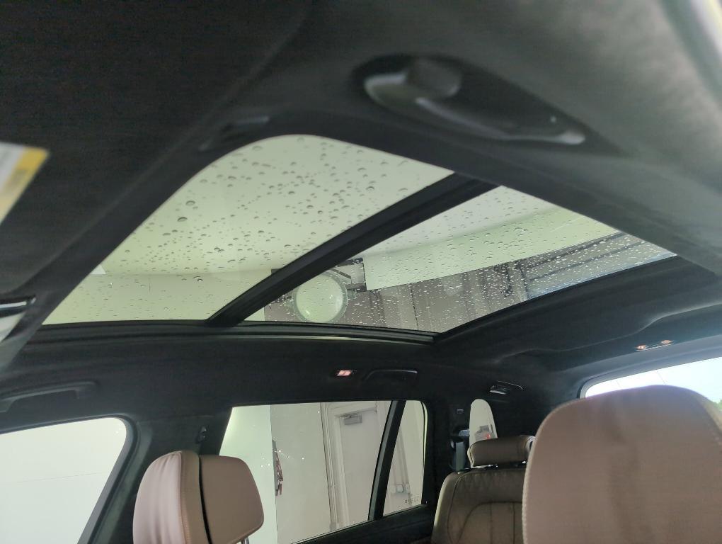 new 2026 BMW X7 car, priced at $118,030