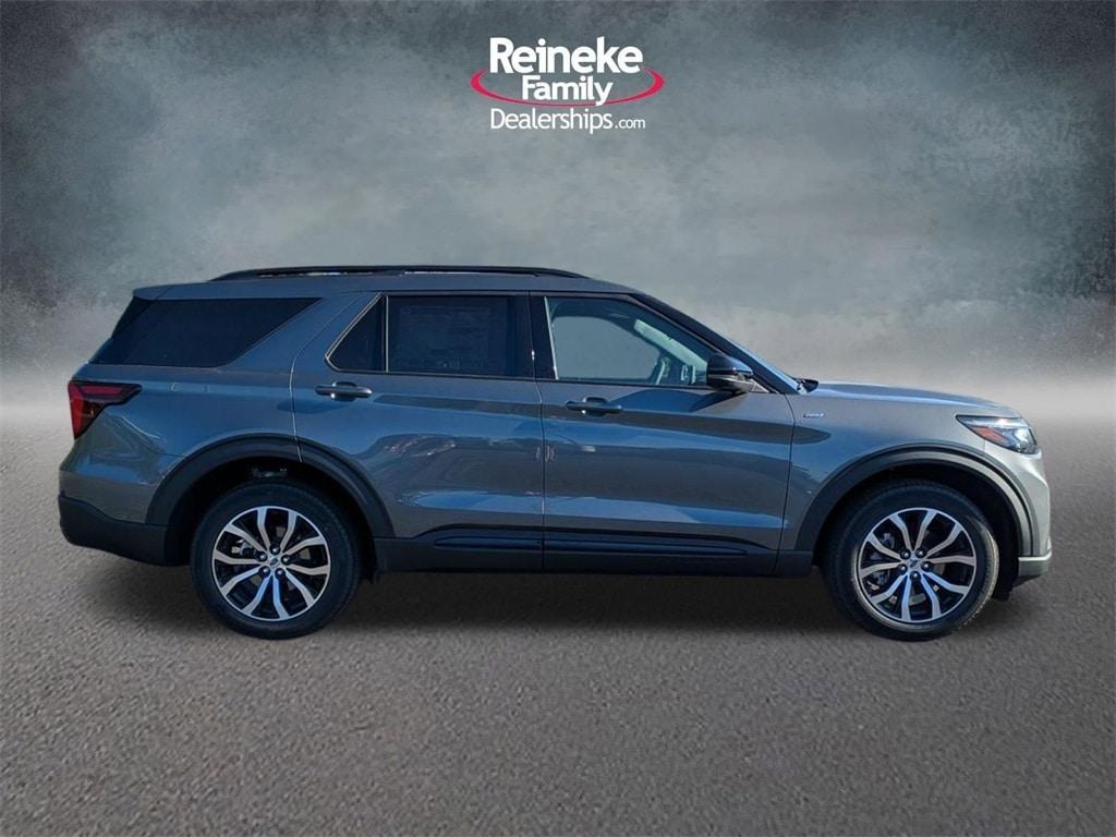 new 2025 Ford Explorer car, priced at $45,642