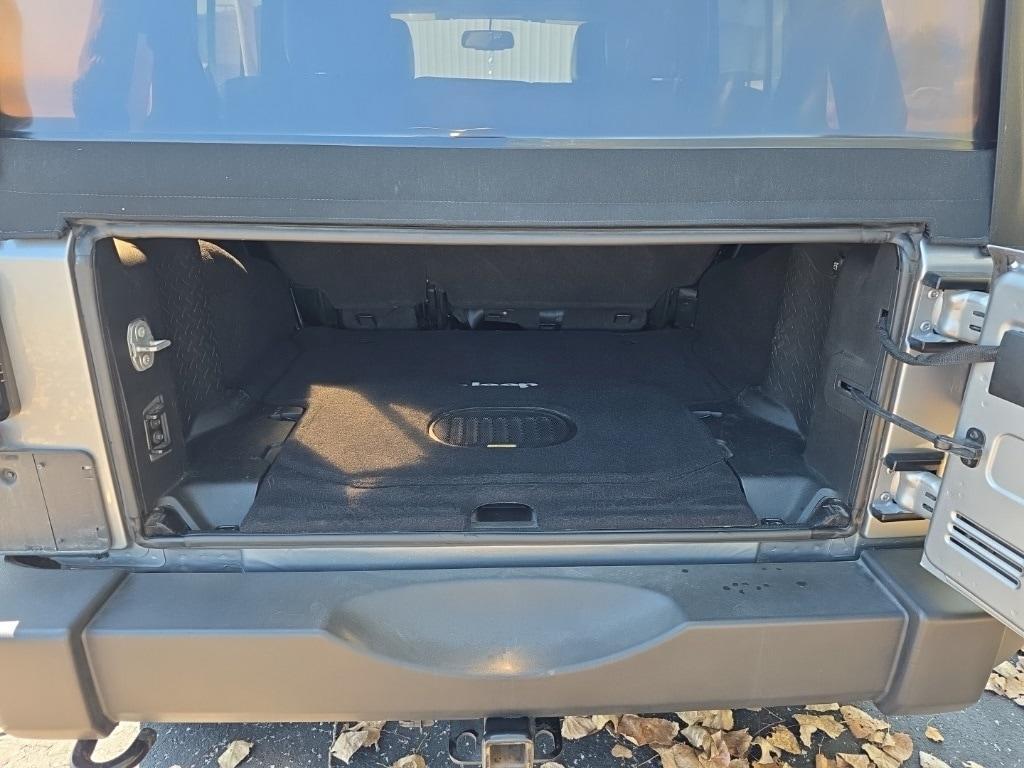 used 2016 Jeep Wrangler Unlimited car, priced at $19,497