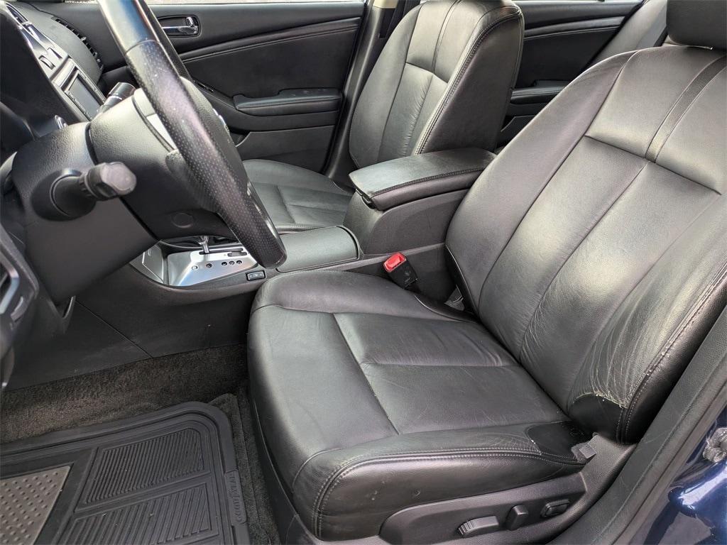 used 2009 Nissan Altima car, priced at $4,981