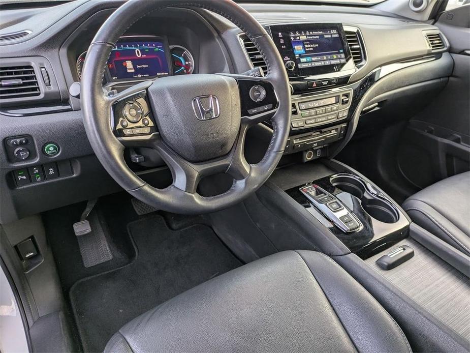 used 2022 Honda Pilot car, priced at $37,295