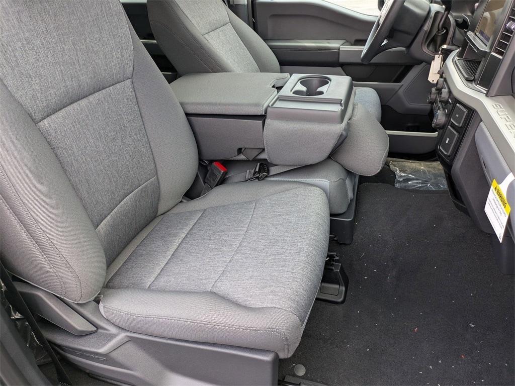 new 2025 Ford F-250 car, priced at $59,780