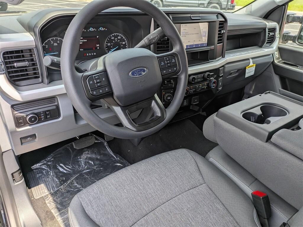 new 2025 Ford F-250 car, priced at $59,780