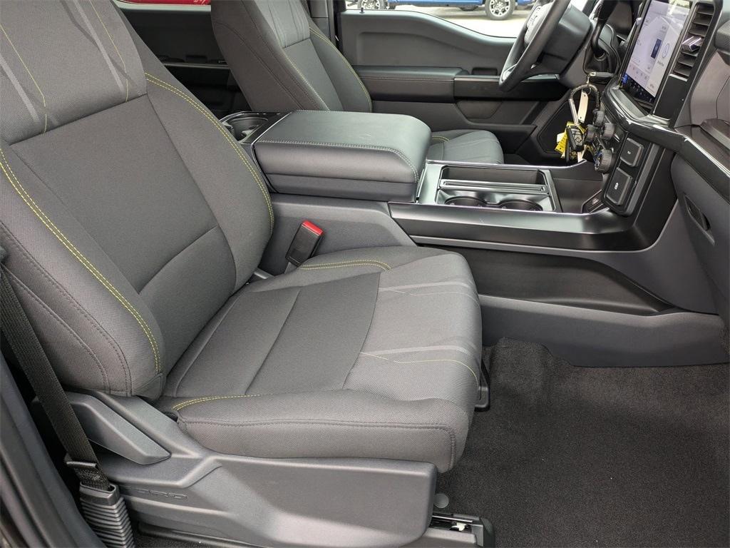 new 2025 Ford F-150 car, priced at $47,972