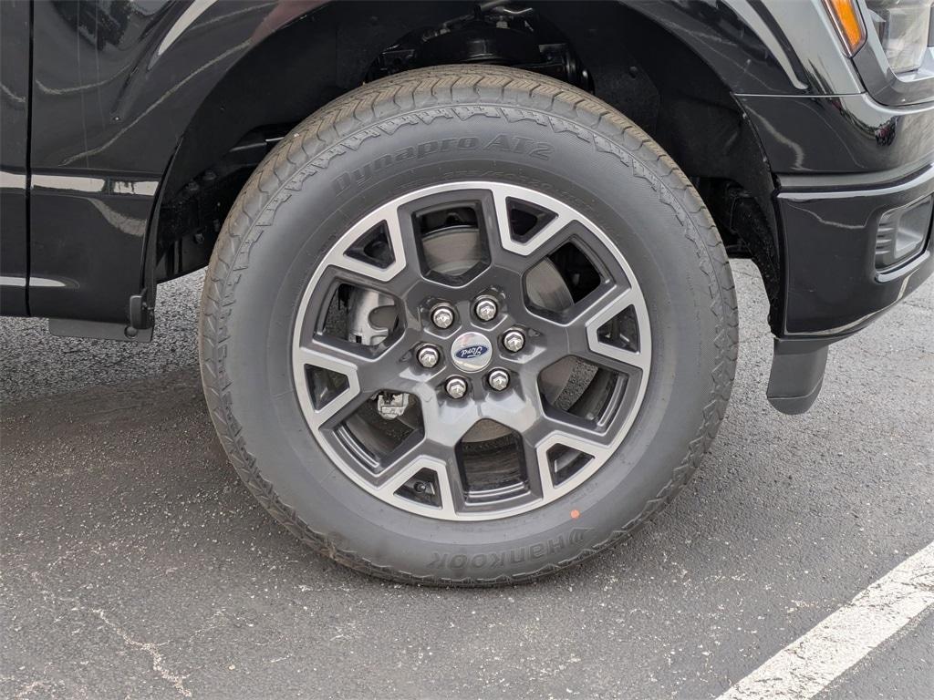 new 2025 Ford F-150 car, priced at $47,972