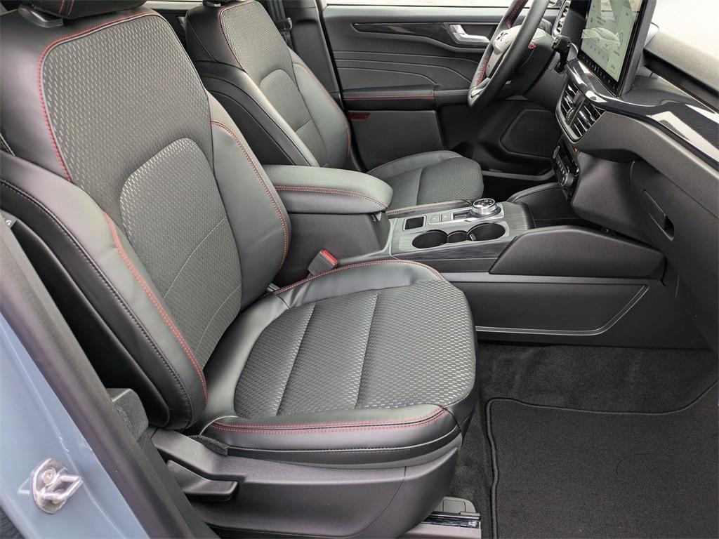 new 2025 Ford Escape car, priced at $33,148