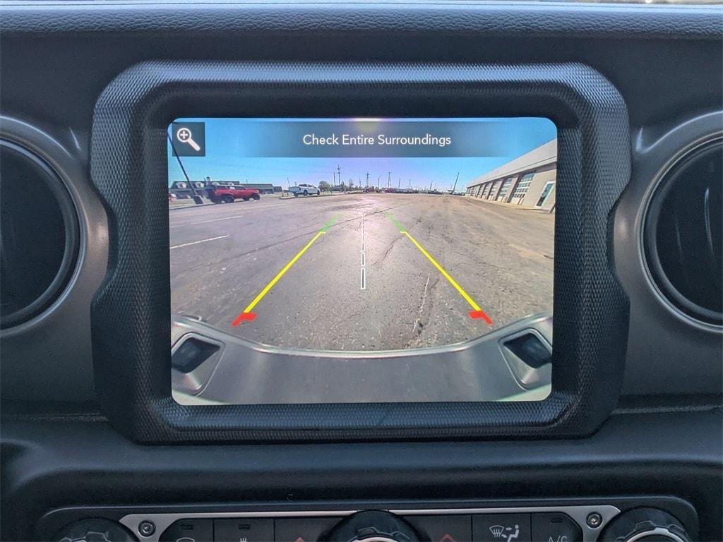 used 2023 Jeep Gladiator car, priced at $27,999