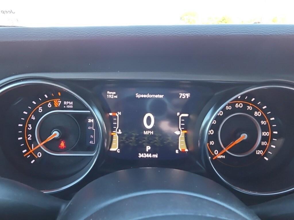 used 2023 Jeep Gladiator car, priced at $33,147