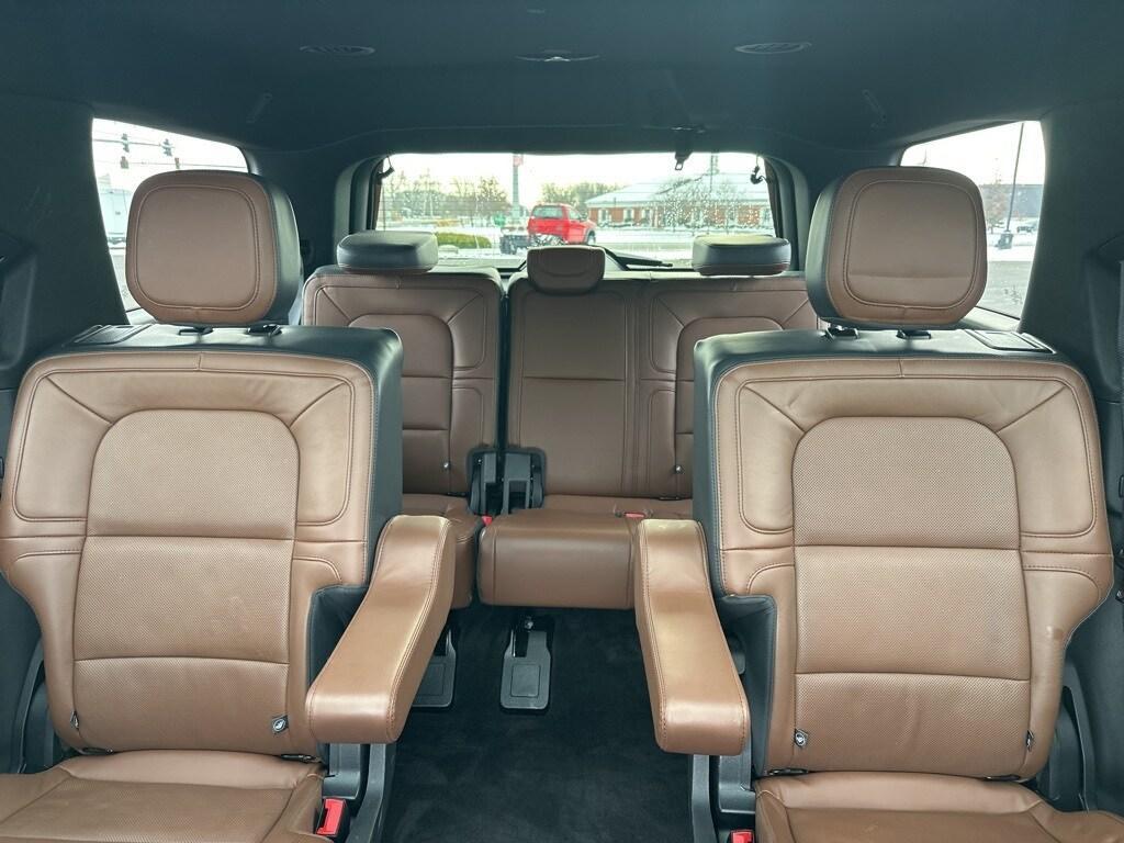 used 2022 Lincoln Navigator car, priced at $55,984