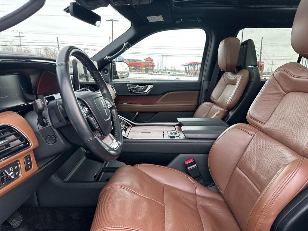 used 2022 Lincoln Navigator car, priced at $55,984