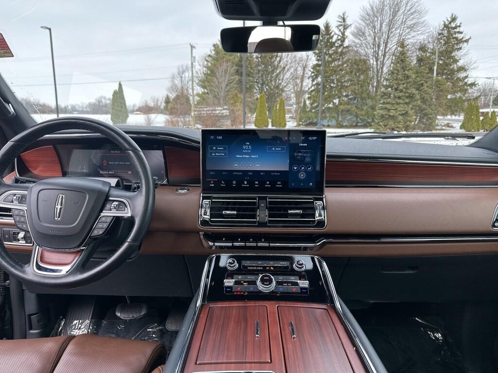 used 2022 Lincoln Navigator car, priced at $55,984