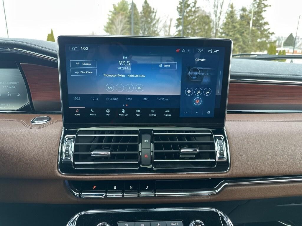 used 2022 Lincoln Navigator car, priced at $55,984