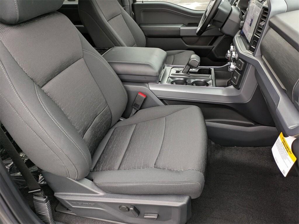 new 2025 Ford F-150 car, priced at $54,164