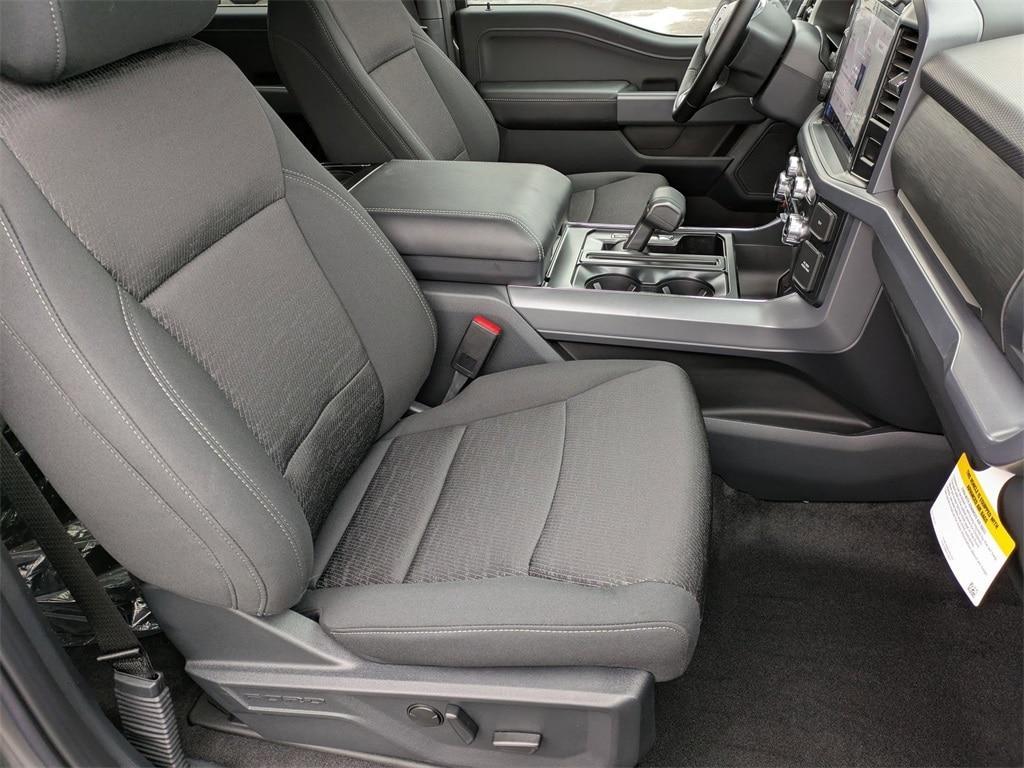 new 2025 Ford F-150 car, priced at $54,164