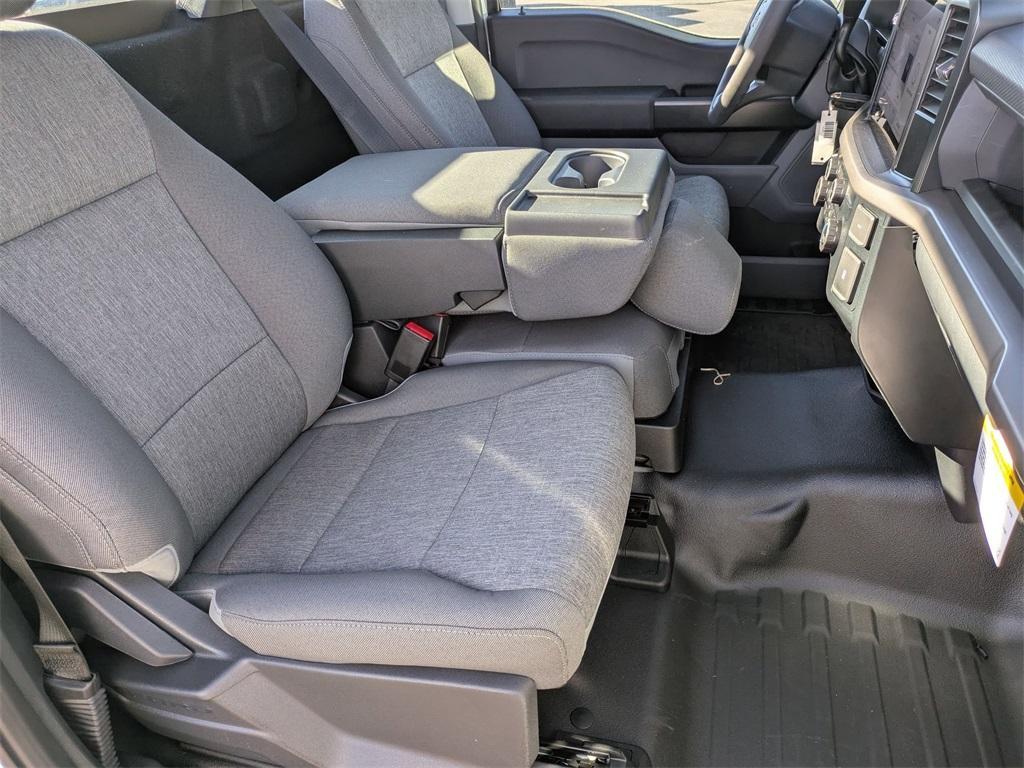 new 2025 Ford F-150 car