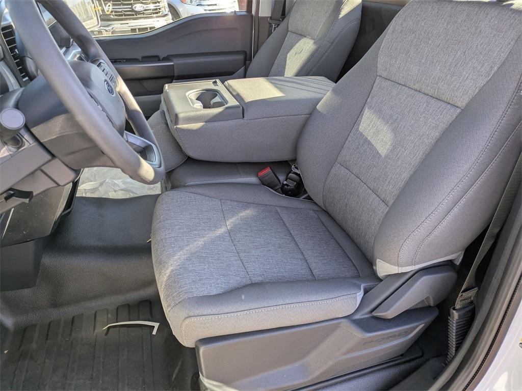 new 2025 Ford F-150 car