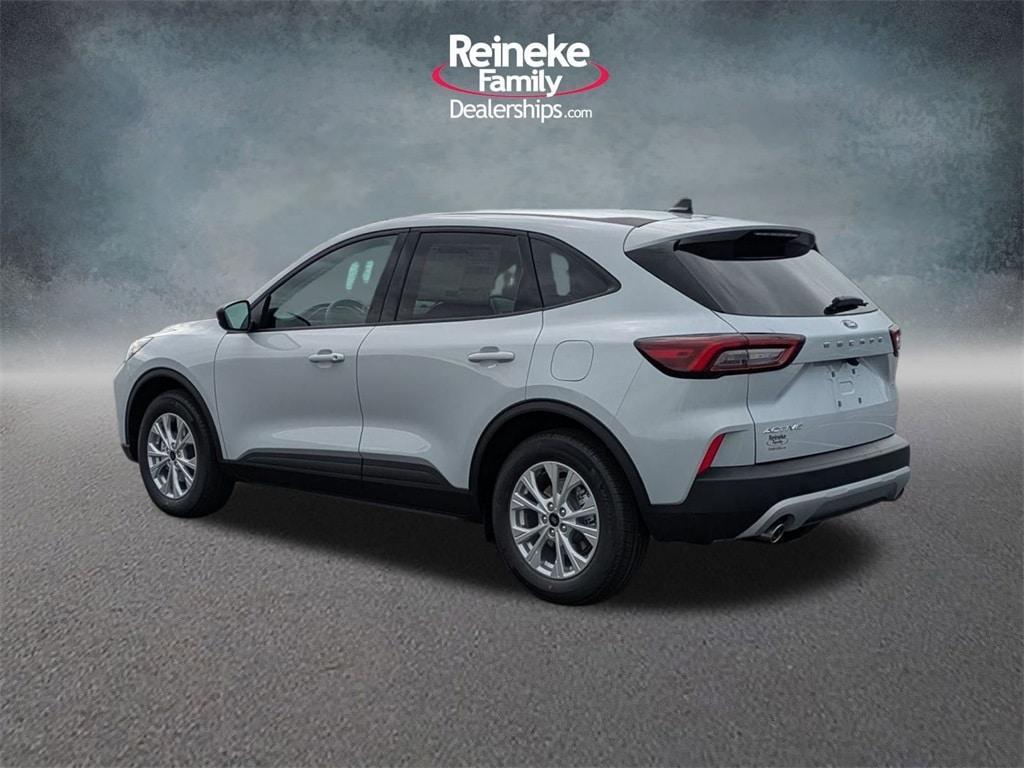 new 2025 Ford Escape car, priced at $30,217