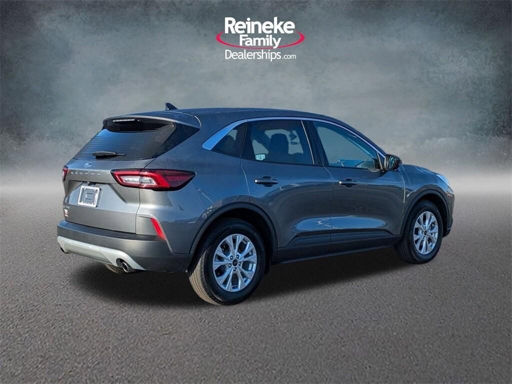 used 2024 Ford Escape car, priced at $24,394