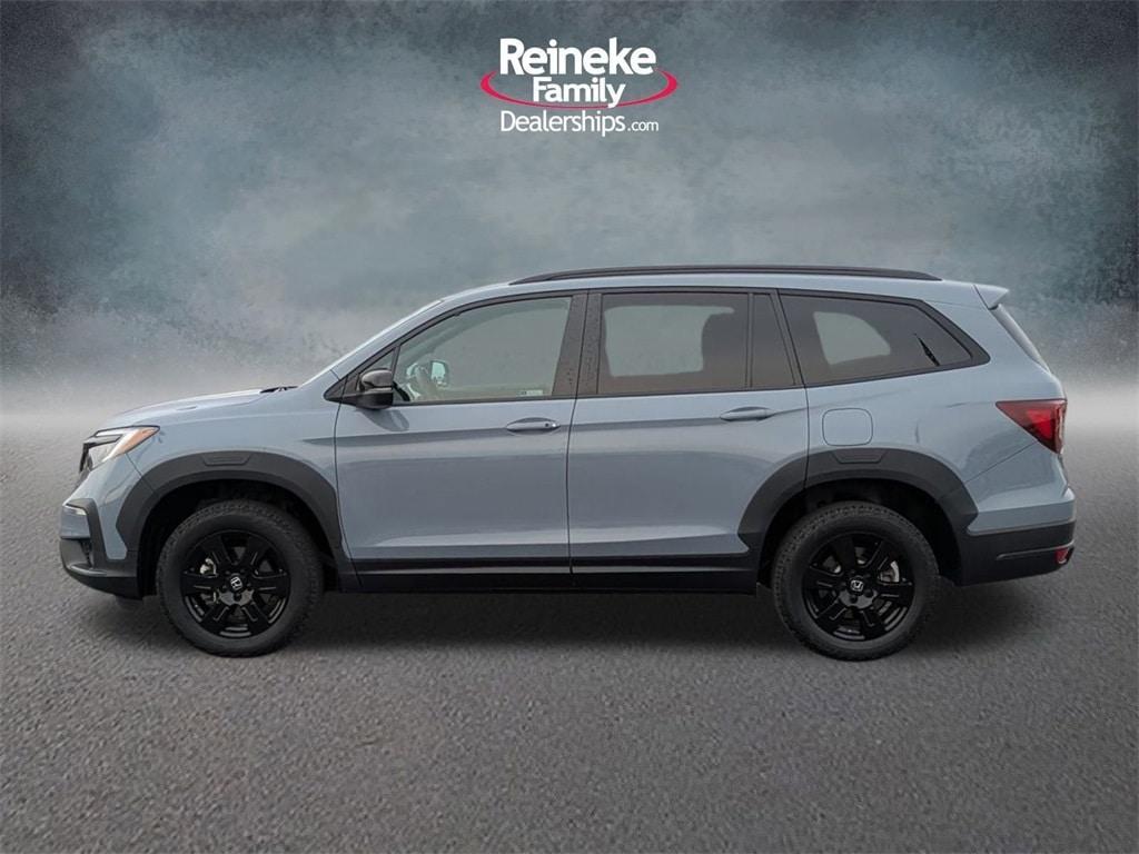used 2022 Honda Pilot car, priced at $33,526