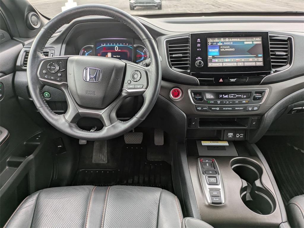 used 2022 Honda Pilot car, priced at $33,526