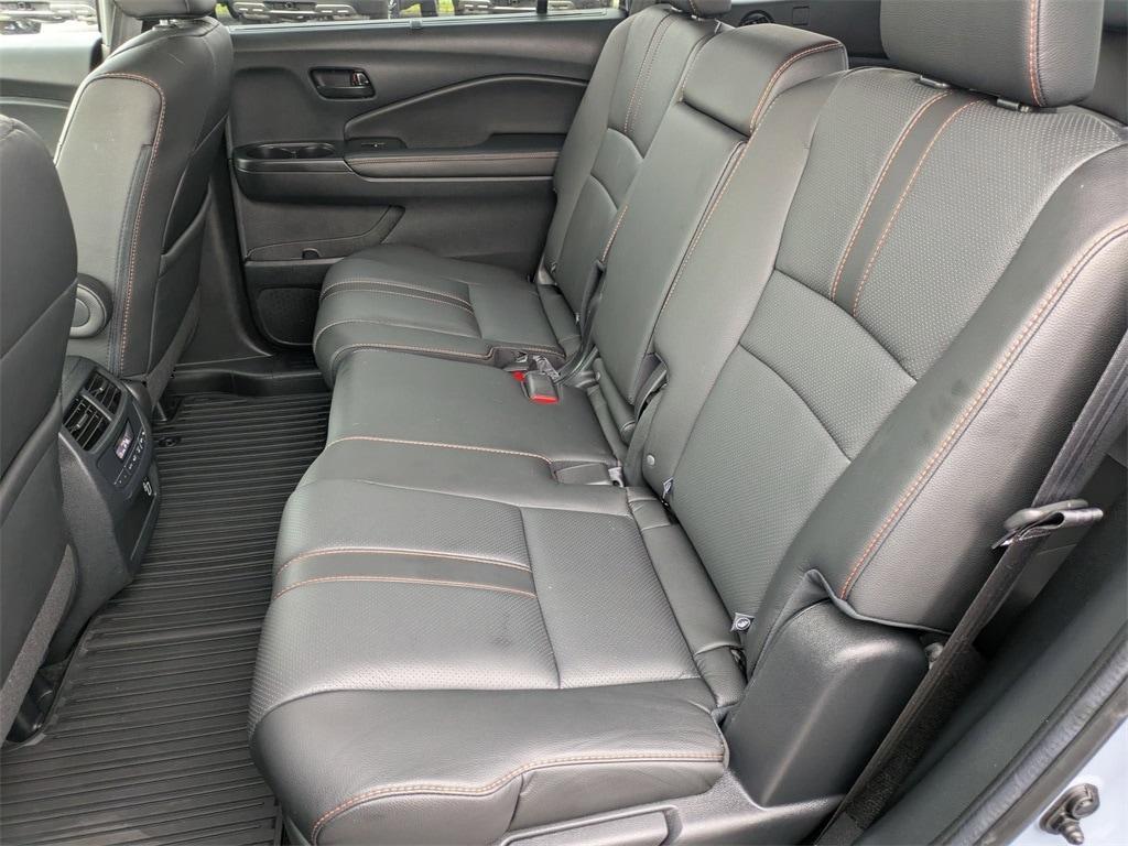 used 2022 Honda Pilot car, priced at $33,526