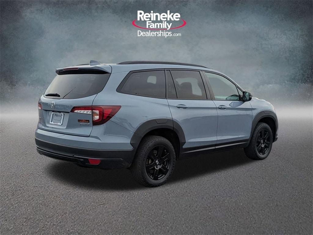 used 2022 Honda Pilot car, priced at $33,526