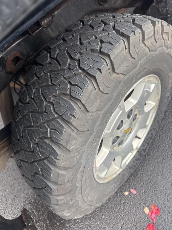 used 2010 Chevrolet Silverado 1500 car, priced at $9,998