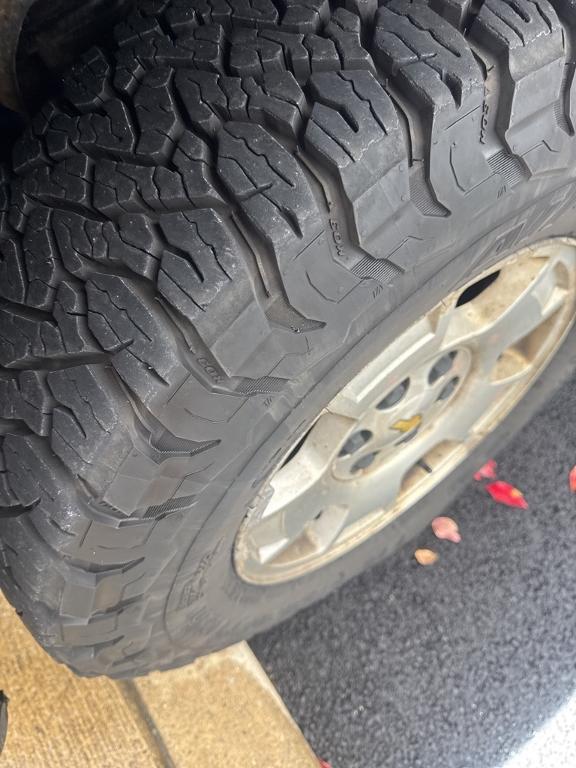 used 2010 Chevrolet Silverado 1500 car, priced at $9,998