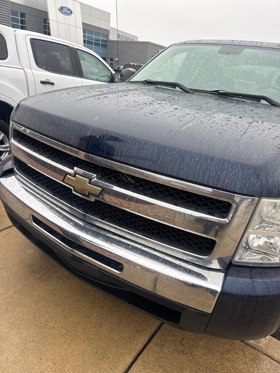 used 2010 Chevrolet Silverado 1500 car, priced at $9,998