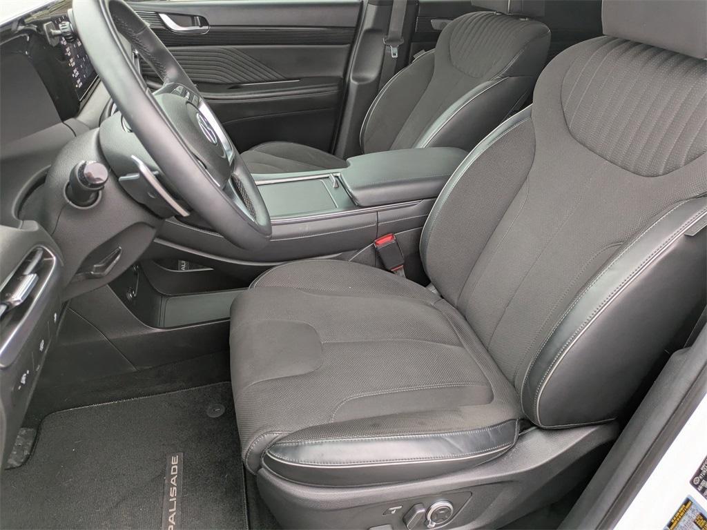 used 2024 Hyundai Palisade car, priced at $42,946