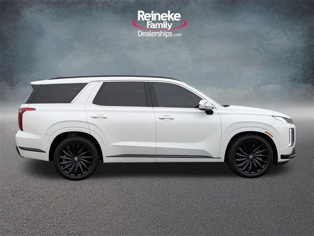 used 2024 Hyundai Palisade car, priced at $42,946