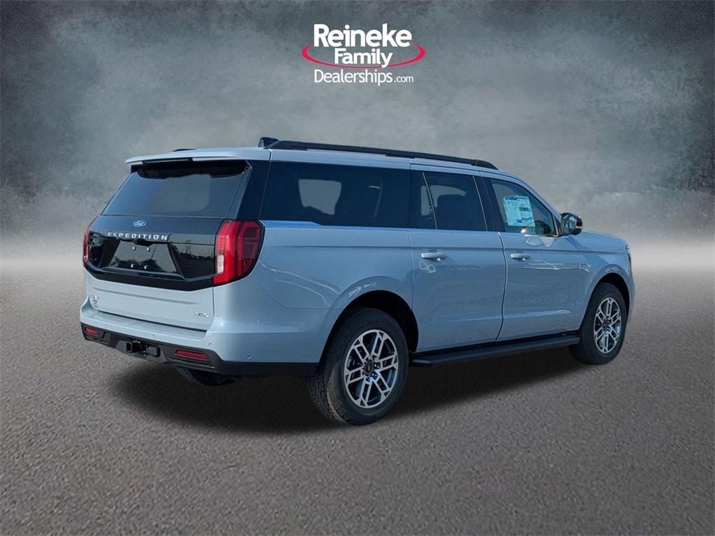 new 2025 Ford Expedition Max car, priced at $76,470
