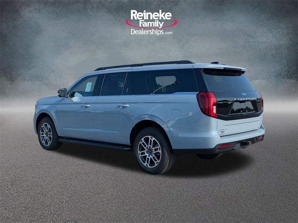 new 2025 Ford Expedition Max car, priced at $76,470