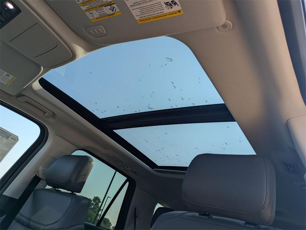 new 2025 Ford Expedition Max car, priced at $76,470