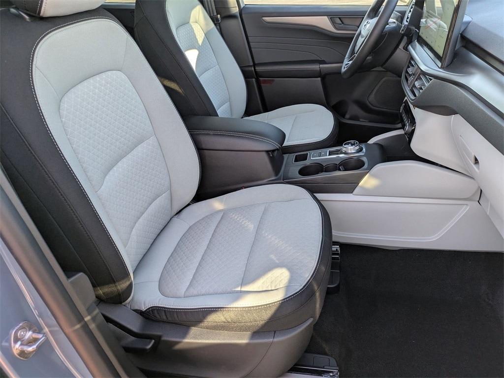 new 2025 Ford Escape car, priced at $31,553