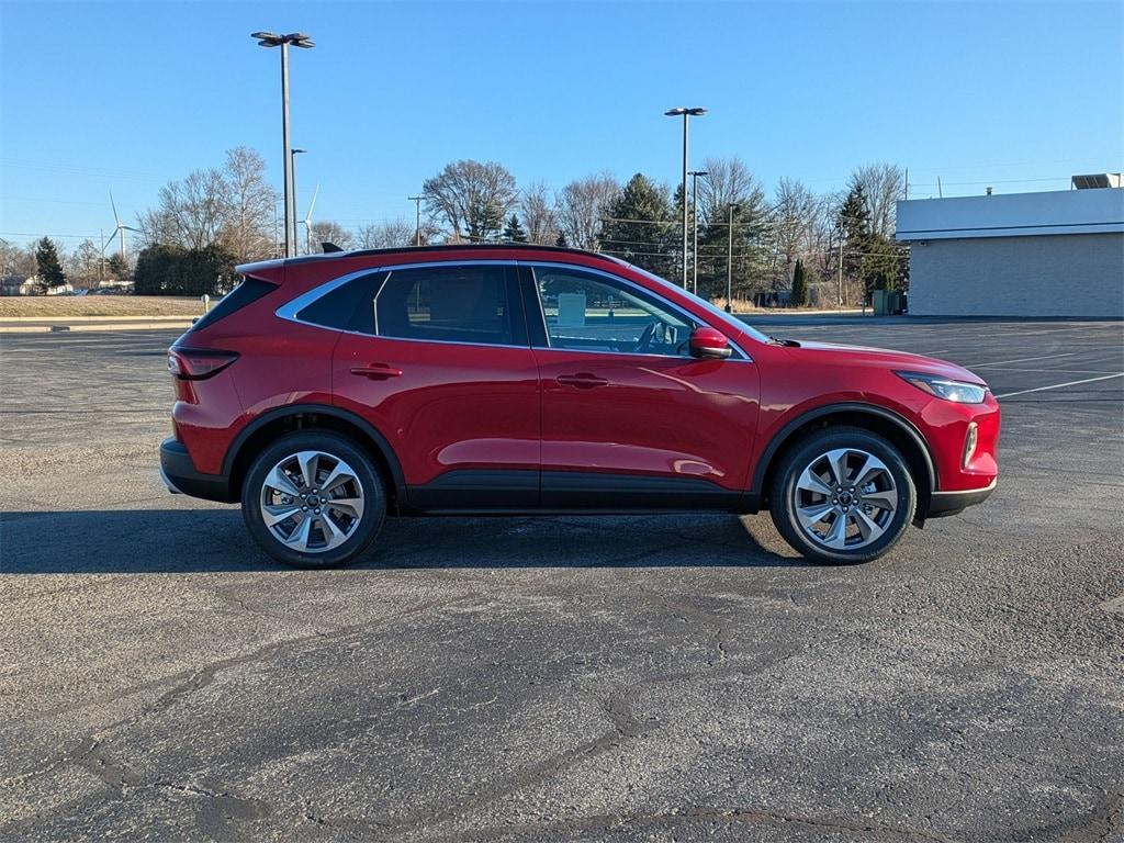 new 2025 Ford Escape car, priced at $39,950