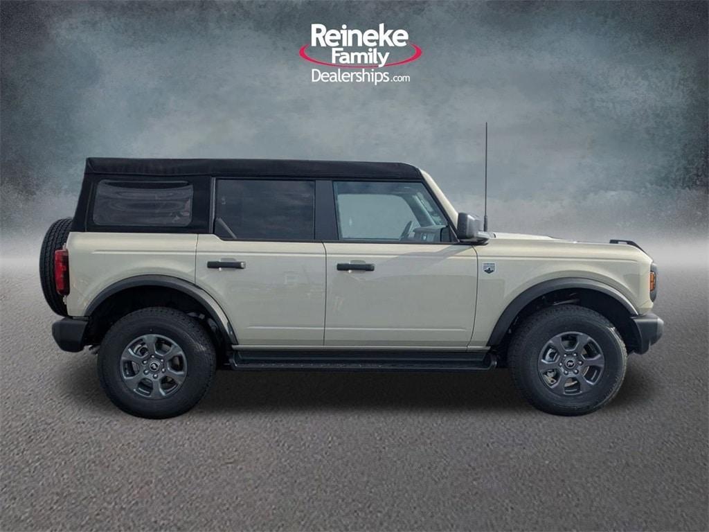 new 2025 Ford Bronco car, priced at $43,298