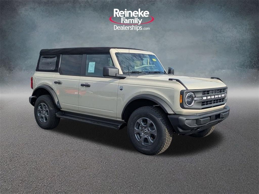 new 2025 Ford Bronco car, priced at $43,298