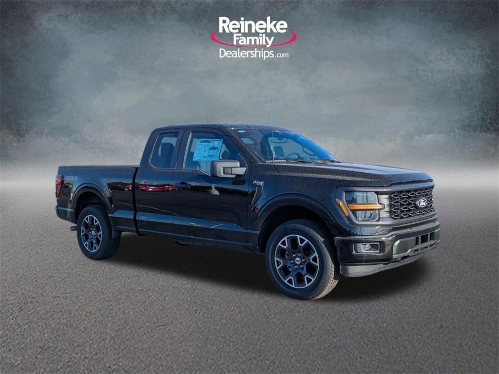 new 2025 Ford F-150 car, priced at $45,756