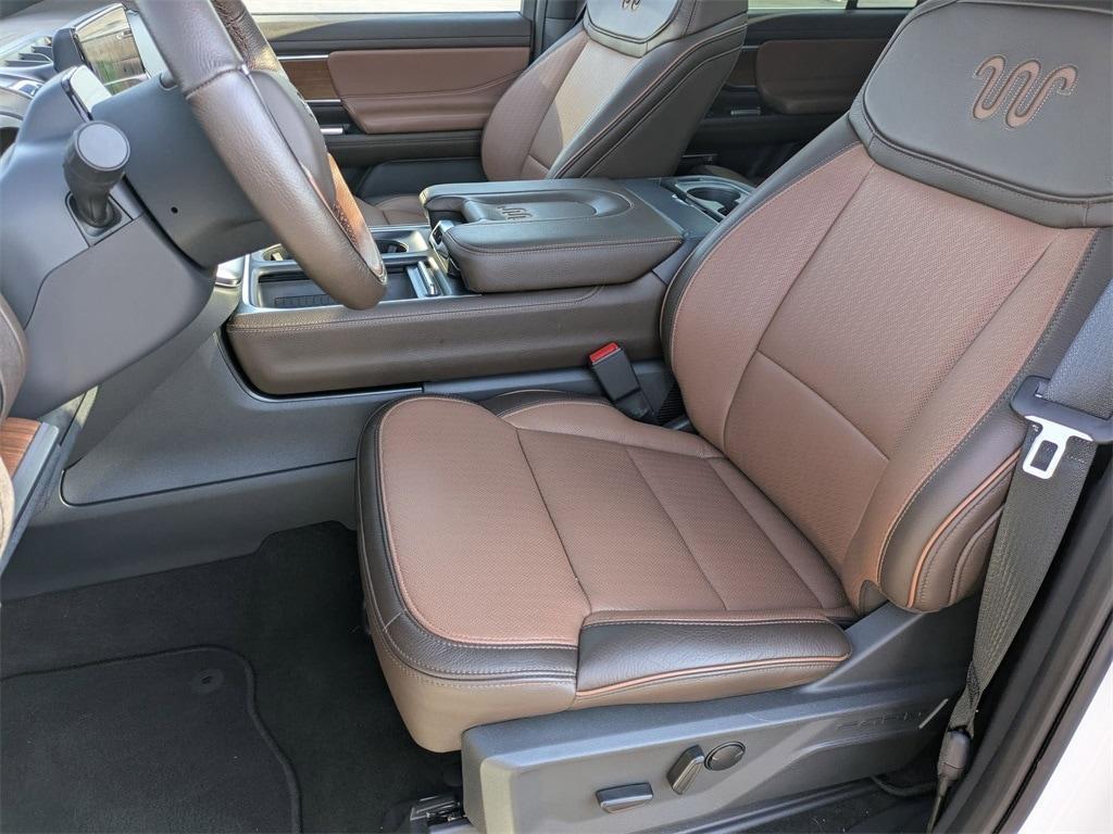 new 2025 Ford Expedition car, priced at $86,645