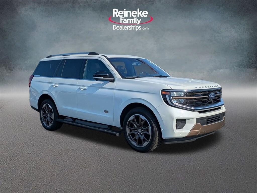 new 2025 Ford Expedition car, priced at $86,645