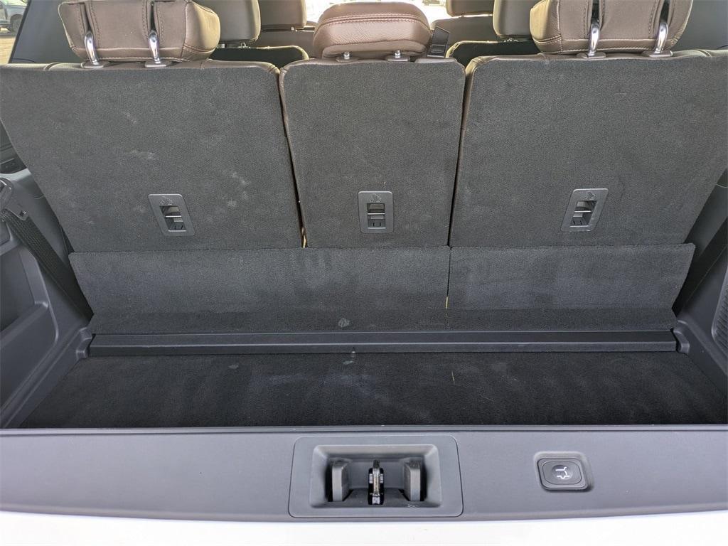 new 2025 Ford Expedition car, priced at $86,645
