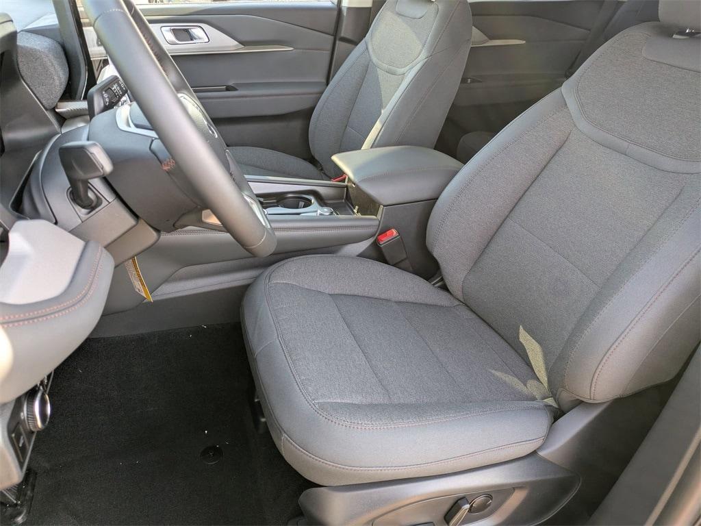 new 2025 Ford Explorer car, priced at $41,082