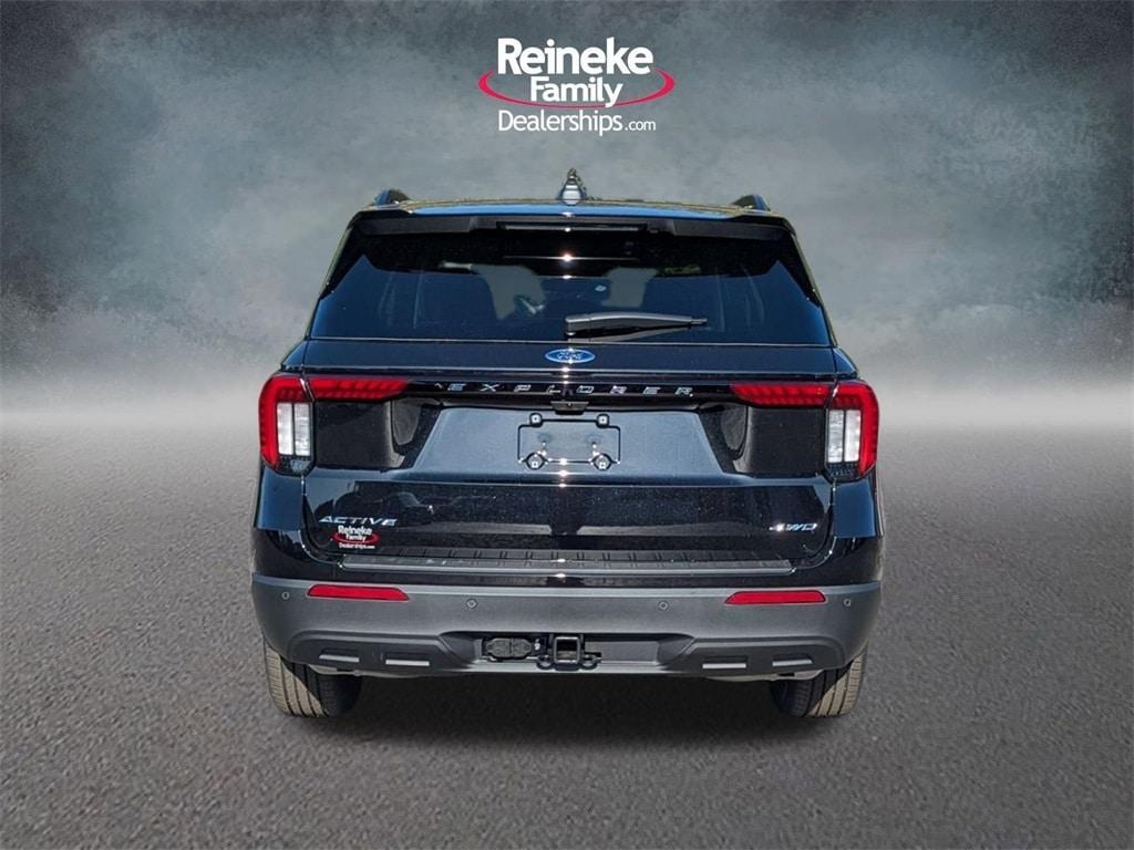 new 2025 Ford Explorer car, priced at $41,082