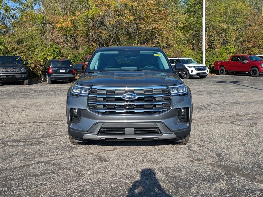 new 2025 Ford Explorer car, priced at $45,901