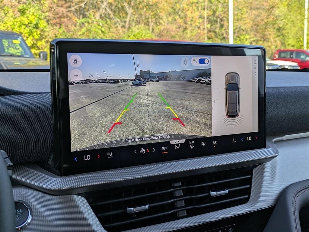 new 2025 Ford Explorer car, priced at $45,901