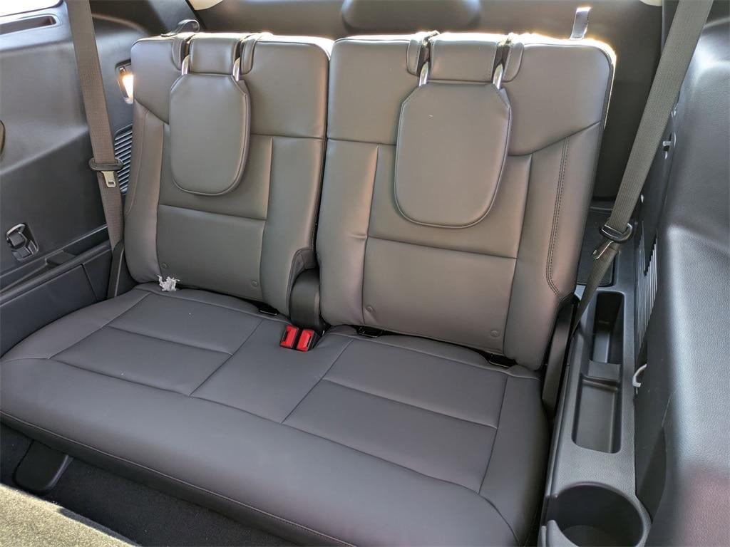 new 2025 Ford Explorer car, priced at $45,901