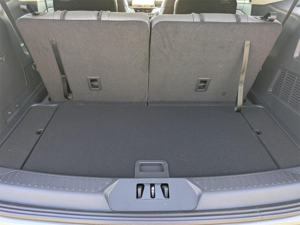 new 2025 Ford Explorer car, priced at $45,901