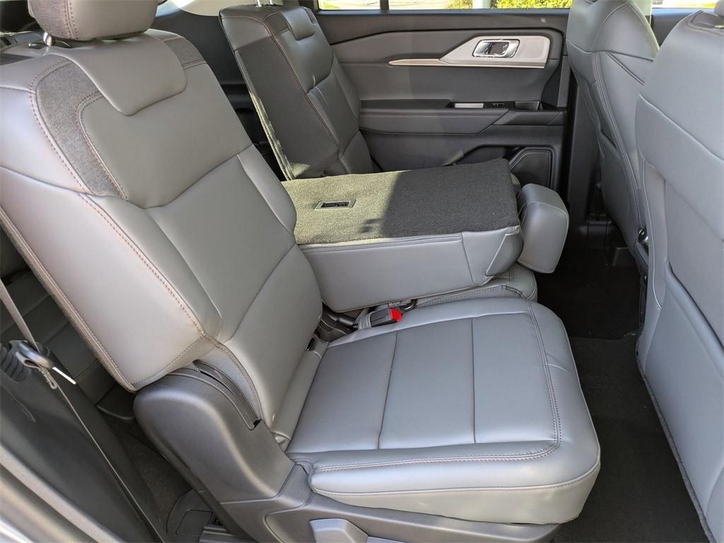 new 2025 Ford Explorer car, priced at $45,901