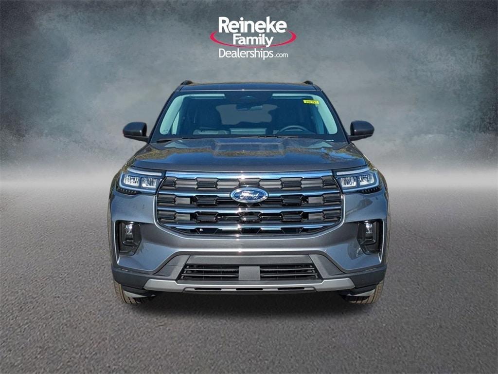 new 2025 Ford Explorer car, priced at $45,901